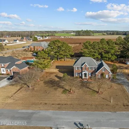 Image 2 - 2343 Autumn Drive, Kinston, NC 28501, USA - House for sale