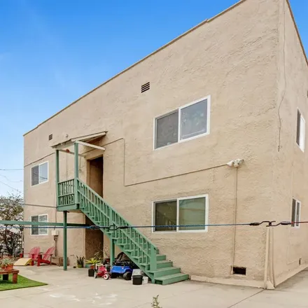 Rent this 1 bed apartment on 374 North Orange Grove Avenue in Los Angeles, CA 90036