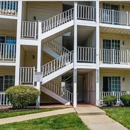 Rent this 3 bed condo on 381 Hadleigh Ln in North Brunswick, New Jersey