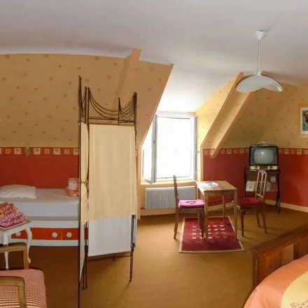 Rent this 2 bed house on 22470 Plouézec