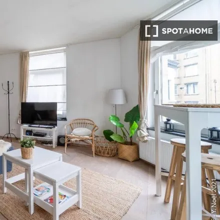 Rent this 1 bed apartment on Avenue Général de Gaulle - Generaal de Gaullelaan 10 in 1050 Ixelles - Elsene, Belgium