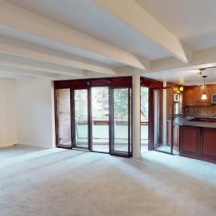 Buy this 2 bed apartment on #4nw,1860 Sherman Avenue in Northeast Evanston, Evanston