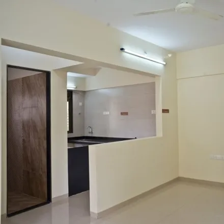 Image 7 - Maratha Colony Road, Zone 4, Mumbai - 400068, Maharashtra, India - Apartment for rent