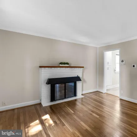 Image 7 - 11201 Valley View Avenue, Kensington View, Wheaton, MD 20895, USA - House for rent