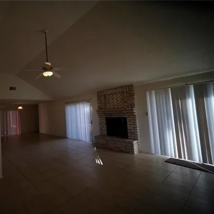 Image 4 - 12059 Spring Grove Drive, Houston, TX 77099, USA - House for rent