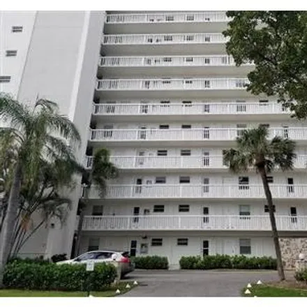 Buy this 1 bed condo on 2660 Northeast 11th Court in Fort Lauderdale, FL 33304