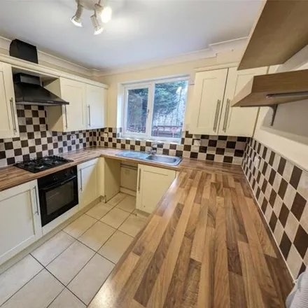 Image 3 - Norfield View, Telford, TF3 2ND, United Kingdom - House for sale