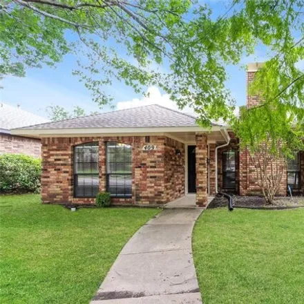 Buy this 3 bed house on 443 West Oak Street in Wylie, TX 75098