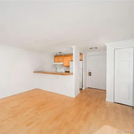 Image 4 - Washington Manor, 1125 Washington Street, Denver, CO 80203, USA - Condo for sale