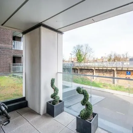 Image 7 - Brick Kiln 2, Station Road, London, SE13 5FS, United Kingdom - Apartment for sale