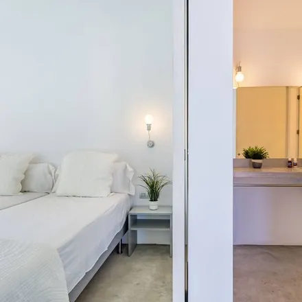 Rent this 2 bed apartment on Es Llombards in Plaça de l'Església, 07650 Santanyí