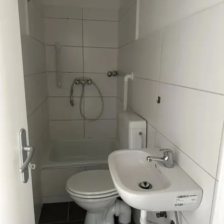 Rent this 1 bed apartment on Eckernförder Straße 16 in 24103 Kiel, Germany