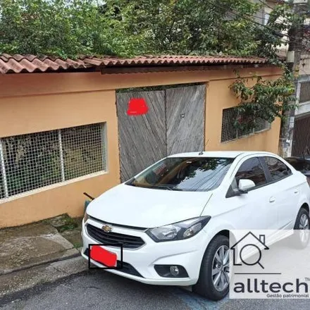 Buy this 2 bed house on Rua Presidente Venceslau in Taboão, São Bernardo do Campo - SP