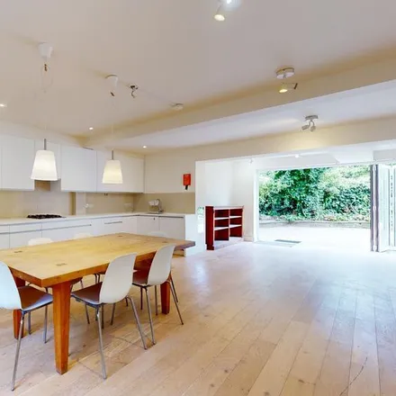 Image 2 - Oval Road, Primrose Hill, London, NW1 7DJ, United Kingdom - Apartment for rent