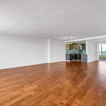 Rent this 3 bed apartment on Marina City Club in 4333 Admiralty Way, Los Angeles County