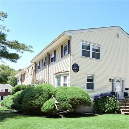 Buy this 4 bed condo on 10 Alan Rd in Spring Valley, New York