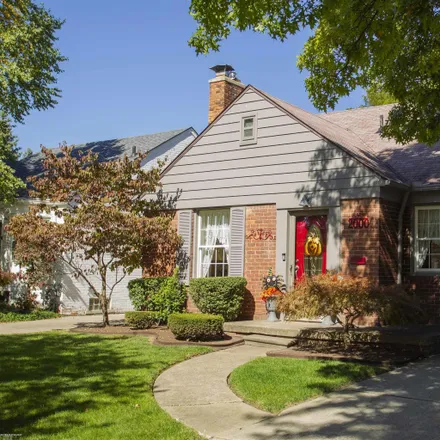 Buy this 3 bed house on 2000 Lancaster Street in Grosse Pointe Woods, MI 48236