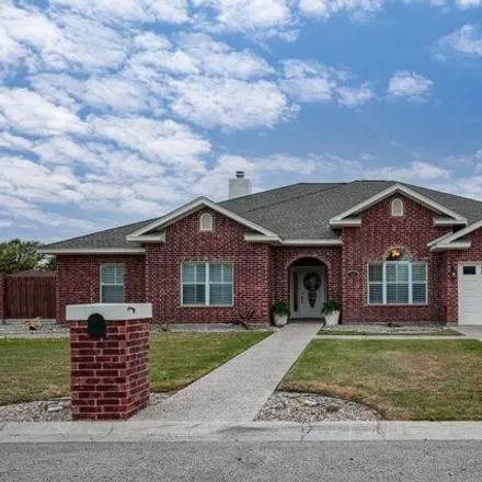 Buy this 4 bed house on 424 Far Hills Drive in Del Rio, TX 78840