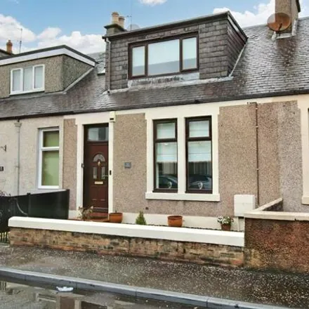 Buy this 4 bed townhouse on Hawthorn Street in Leven, KY8 4HG