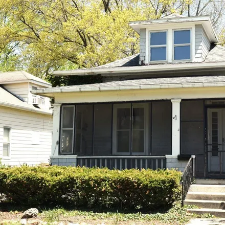 Buy this 3 bed house on 1198 Wilkerson Street in Sedalia, MO 65301