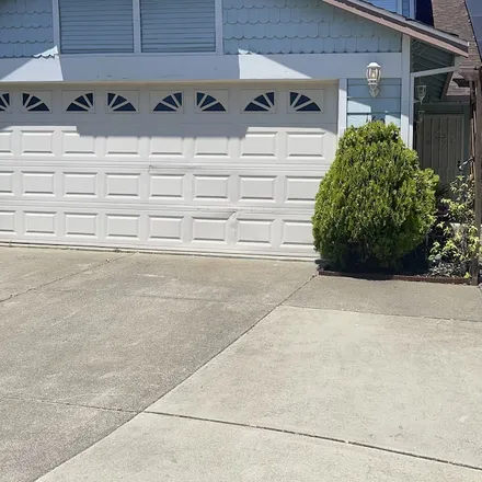 Rent this 1 bed house on Vallejo