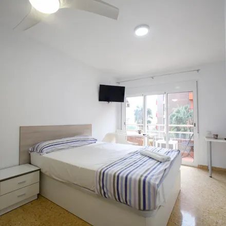 Image 2 - Avinguda de Valladolid, 35, 46020 Valencia, Spain - Room for rent