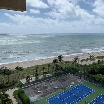 Image 3 - 95 Pine Avenue, Lauderdale-by-the-Sea, Broward County, FL 33308, USA - Condo for rent