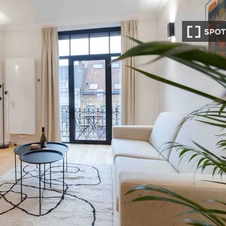 Rent this 1 bed apartment on Chaussée de Waterloo - Waterloose Steenweg 498 in 1050 Ixelles - Elsene, Belgium