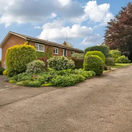 Image 1 - Street Meadow, South Warnborough, RG29 1RW, United Kingdom - House for sale