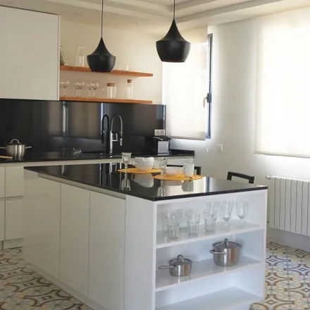 Rent this 2 bed apartment on Madrid in Calle de Sagasta, 12