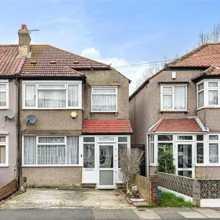 Buy this 3 bed house on 232 Galpin's Road in London, CR7 6EG