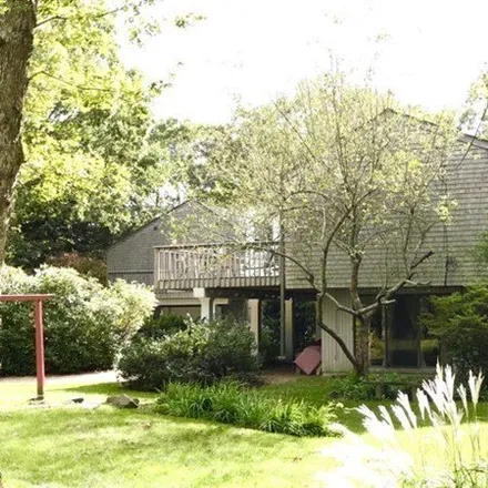 Rent this 4 bed house on 38 Farm Pond Road in Harthaven, Oak Bluffs