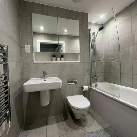 Image 2 - Boston Building, Deals Gateway, London, SE13 7QG, United Kingdom - Apartment for sale