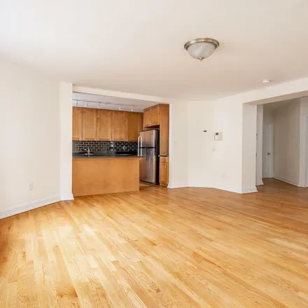 Rent this 3 bed apartment on 200 West 99th Street in New York, NY 10025