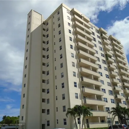 Buy this 1 bed condo on 900 Northeast 18th Avenue in Sunrise Key, Fort Lauderdale