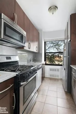 Image 7 - 99-60 63rd Rd Unit 3q, New York, 11374 - Apartment for sale