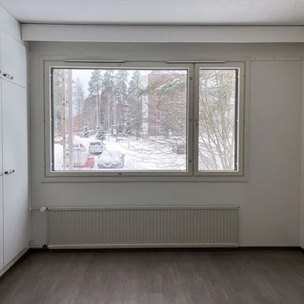 Rent this 3 bed apartment on Istuttajantie 2 in 40340 Jyväskylä, Finland