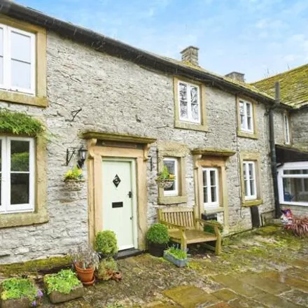 Buy this 3 bed townhouse on Litton CofE Primary School in Church Lane, Litton
