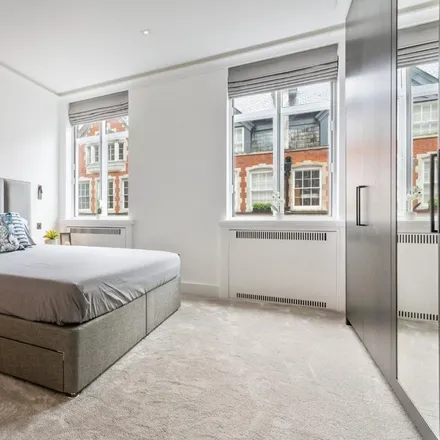 Image 5 - Aldford Street, London, W1K 7TX, United Kingdom - Apartment for rent