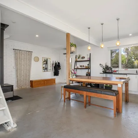 Rent this 5 bed apartment on Church Avenue in Uralla NSW 2358, Australia
