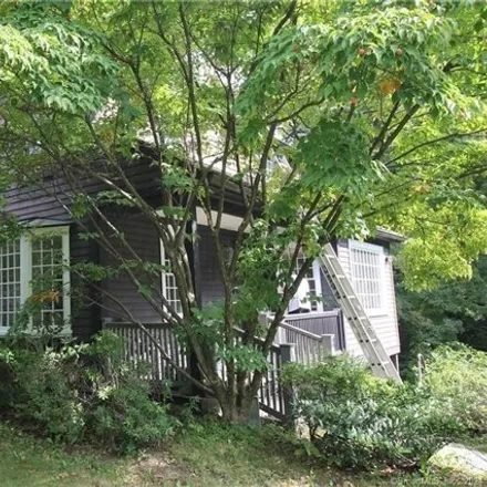 Rent this 2 bed house on 526 Danbury Road in Georgetown, Wilton
