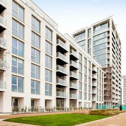 Rent this 1 bed apartment on Liner House in Admiralty Avenue, London