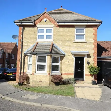 Rent this 3 bed house on Quilters Drive in Great Burstead, CM12 9LD