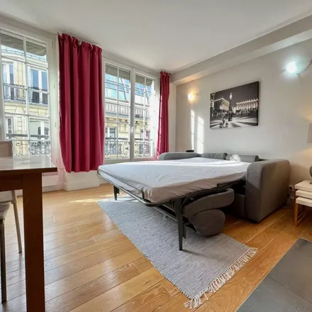 Image 4 - 260 Rue Saint-Honoré, 75001 Paris, France - Apartment for rent