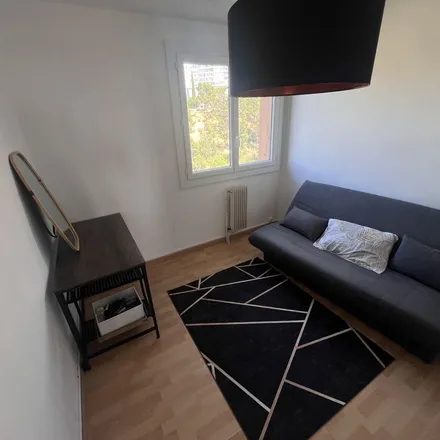 Rent this 3 bed apartment on unnamed road in 13009 Marseille, France