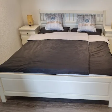 Rent this 2 bed apartment on Ostseeklinik Schönberg-Holm in An den Salzwiesen 1, 24217 Schönberg (Holstein)
