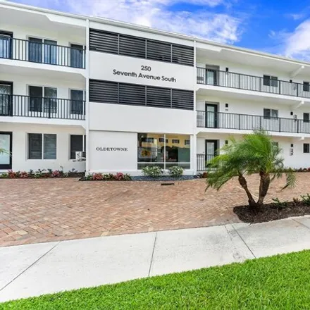 Rent this 2 bed condo on 274 7th Avenue South in Naples, FL 34102
