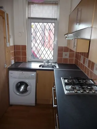 Rent this 2 bed house on Harold Avenue in Leeds, LS6 1JR
