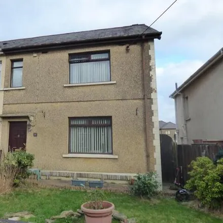 Buy this 2 bed house on Welfare Avenue in Bryn, SA13 2SD