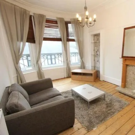 Image 3 - 16 Clarkston Road, New Cathcart, Glasgow, G44 4EH, United Kingdom - Room for rent